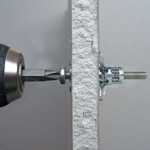 Hollow wall anchor installation